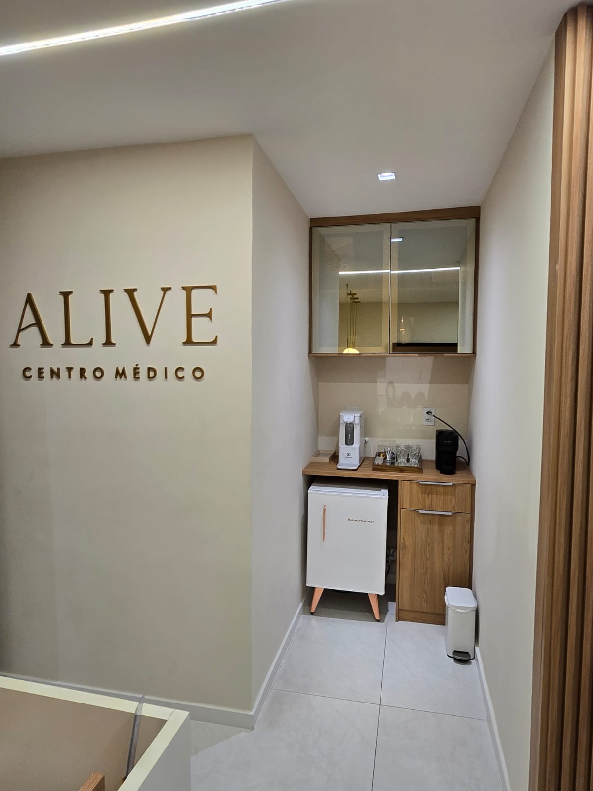 Alive Centro Médico Dra Carine Sombra